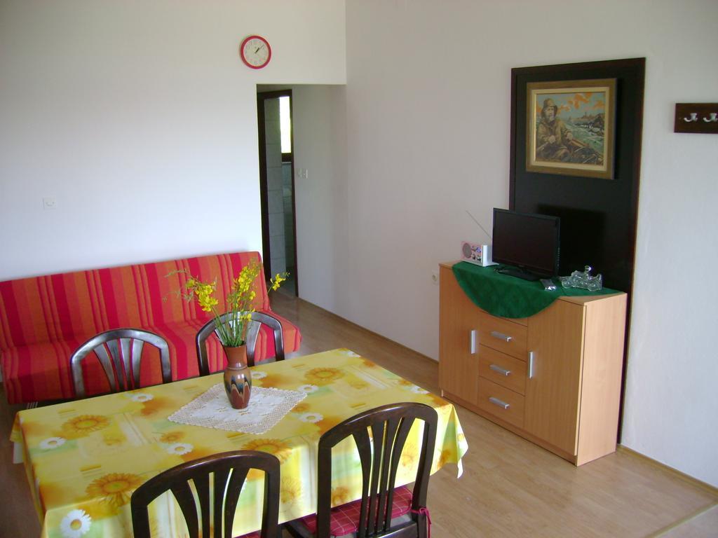 Apartment Zagor Kaštela Habitación foto
